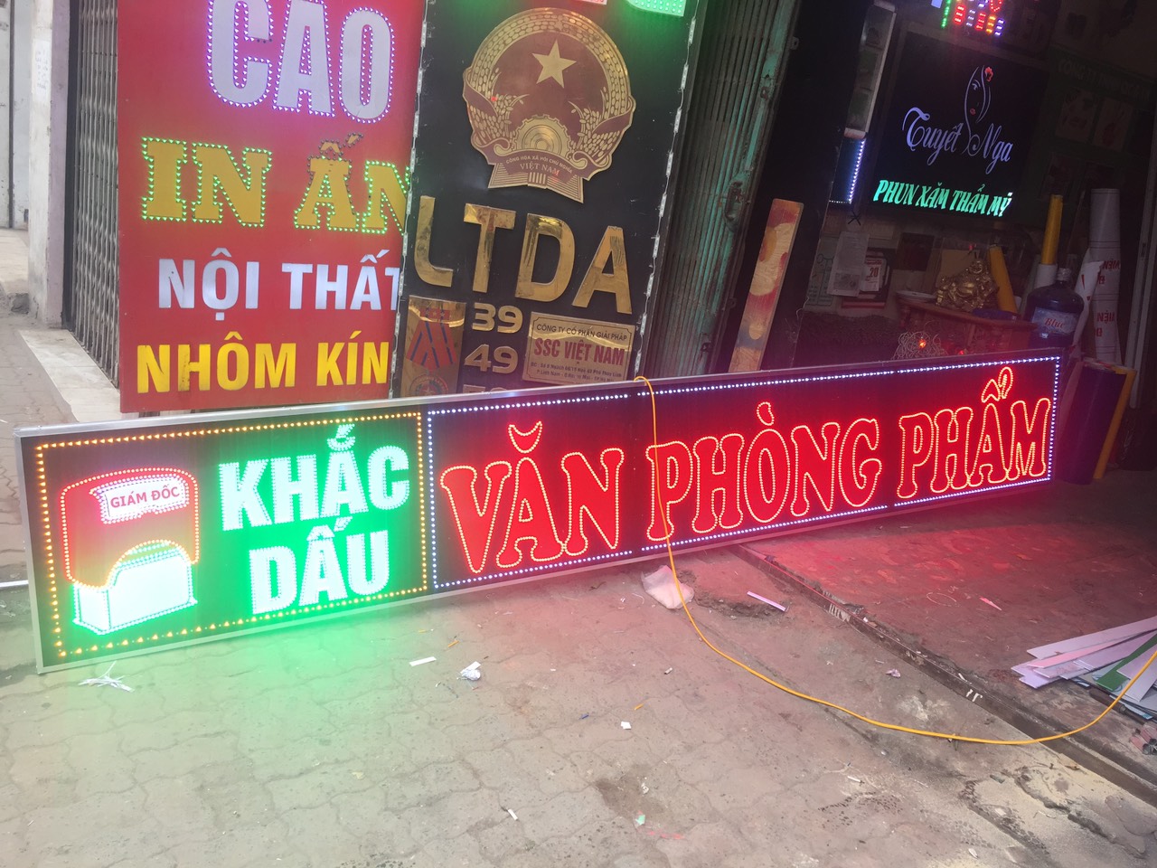 Biển quảng cáo 7